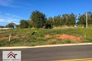Terreno &agrave; venda - 387m&sup2; - Condom&iacute;nio Fechado