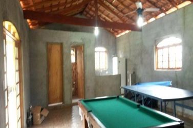 Ch&aacute;cara &agrave; venda - 6000m&sup2; - Tanque