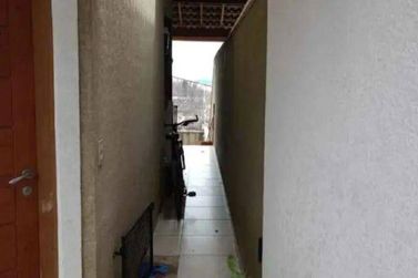 Casa &agrave; venda - 73m&sup2; - Jardim Jaragu&aacute;