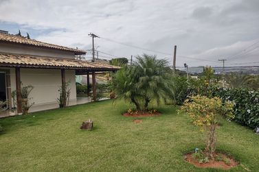 Casa &agrave; venda - CONDOM&Iacute;NIO SERRA DA ESTRELA