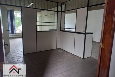 Sal&atilde;o Comercial para alugar - 139m&sup2; - Centro