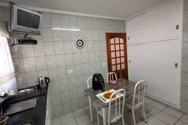 Casa &agrave; venda - 242m&sup2; - Jardim Tapajos