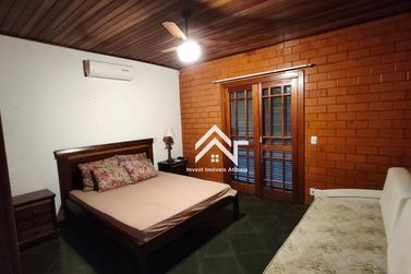 Casa &agrave; venda - 390m&sup2; - Condominio Palavra da Vida