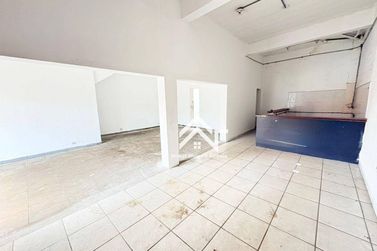 Sal&atilde;o Comercial para alugar - 89m&sup2; - Recreio Estoril