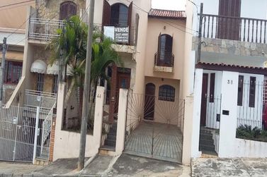 Casa &agrave; venda - 220m&sup2; - Vila dos Netos