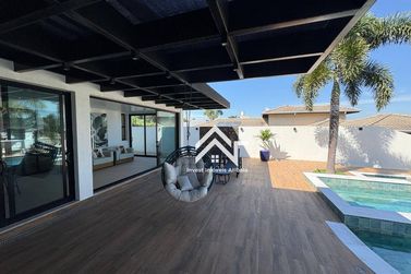 Casa &agrave; venda - 365m&sup2; - Condom&iacute;nio Shambala III
