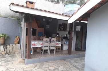Ch&aacute;cara &agrave; venda - 2672m&sup2; - JARDIM JARAGUA