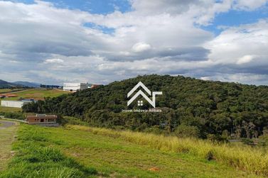 Terreno &agrave; venda - 300m&sup2; - Condom&iacute;nio Portal Lamis