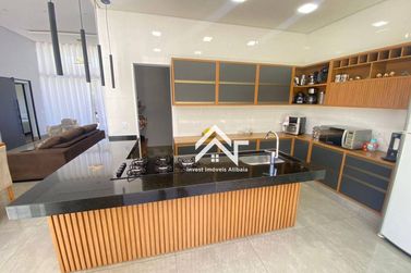 Casa &agrave; venda - 185m&sup2; - Jardim Shangri-L&aacute;