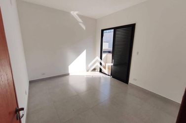 Casa para alugar - 228m&sup2; - Rio Abaixo