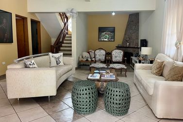 Sobrado &agrave; venda - pedreira