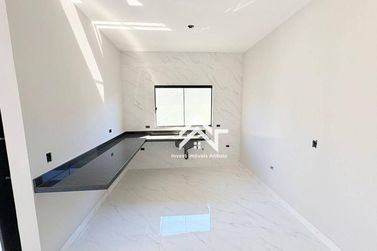Casa &agrave; venda - 126m&sup2; - Nova Cerejeiras