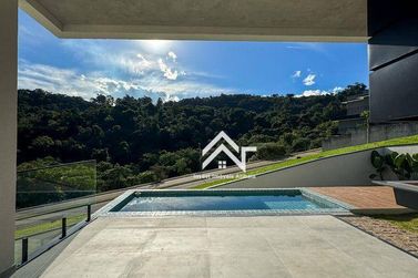 Casa &agrave; venda - 220m&sup2; - Condominio Quintas da Boa Vista