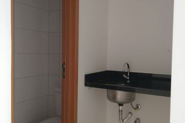 Sal&atilde;o Comercial &agrave; venda - 53m&sup2; - ALVIN&Oacute;POLIS