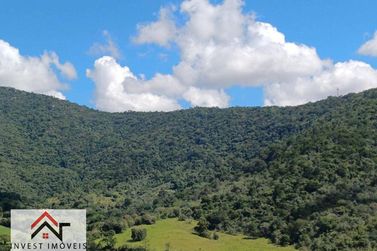 Terreno &agrave; venda - 300m&sup2; - Portal Lamis