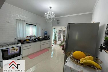Casa &agrave; venda - 200m&sup2; - Condom&iacute;nio Residencial Pedra Grande