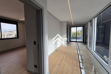 Casa &agrave; venda - 300m&sup2; - Vila Santista