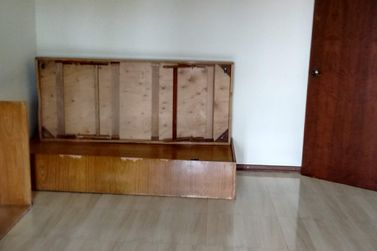 Casa &agrave; venda - JARDIM ITAPERI