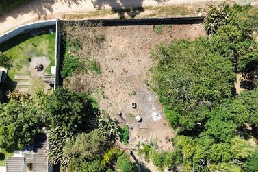 Terreno &agrave; venda - 1000m&sup2; - Vit&oacute;ria R&eacute;gia