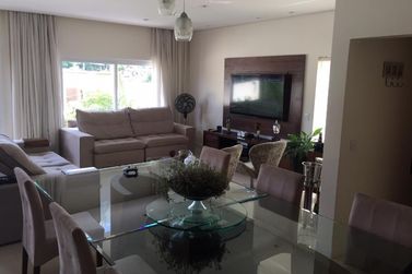Casa &agrave; venda - 265m&sup2; - Jd das Flores