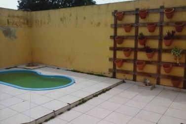 Casa &agrave; venda - 250m&sup2; - Alvin&oacute;polis