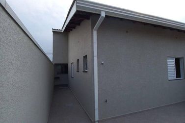 Casa &agrave; venda - 98m&sup2; - Nova Cerejeiras