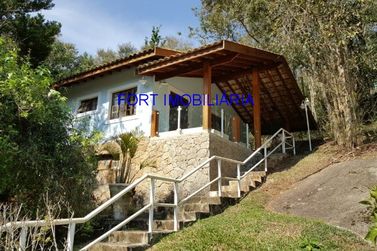 Casa &agrave; venda - 2000m&sup2; - Condom&iacute;nio Clube da Montanha