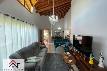 Casa &agrave; venda - 200m&sup2; - Condom&iacute;nio Residencial Pedra Grande