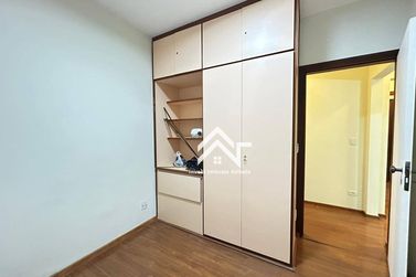 Casa para alugar - 440m&sup2; - Vila Petr&oacute;polis