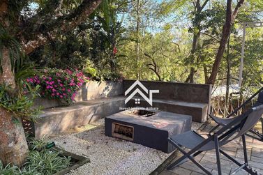 Casa &agrave; venda - 600m&sup2; - Rio Abaixo