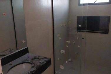 Casa &agrave; venda - 125m&sup2; - Nova Cerejeira