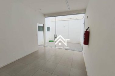 Sal&atilde;o Comercial para alugar - 224m&sup2; - Centro