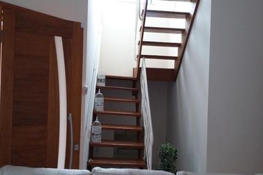 Casa &agrave; venda - 200m&sup2; - Vila Petr&oacute;polis