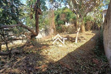 Terreno &agrave; venda - 331m&sup2; - Parque Fern&atilde;o Dias
