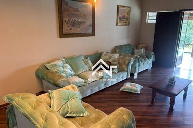Ch&aacute;cara &agrave; venda - 3800m&sup2; - Condominio Horto ivan