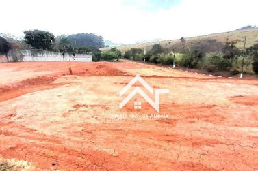 Terreno &agrave; venda - 527m&sup2; - Condominio Vila Dom Pedro