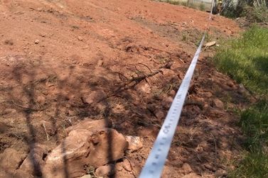 Terreno &agrave; venda - 1000m&sup2; - Vit&oacute;ria R&eacute;gia