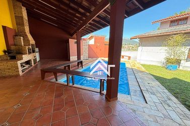 Casa para alugar - 212m&sup2; - Jardim do Lago