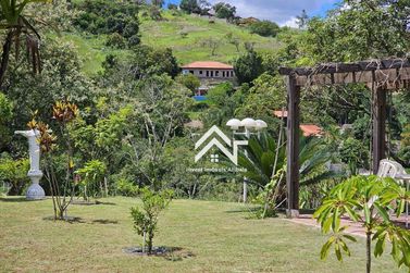 Ch&aacute;cara &agrave; venda - 1800m&sup2; - Vit&oacute;ria R&eacute;gia