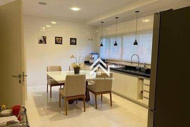 Casa &agrave; venda - 566m&sup2; - Parque Res Shambala
