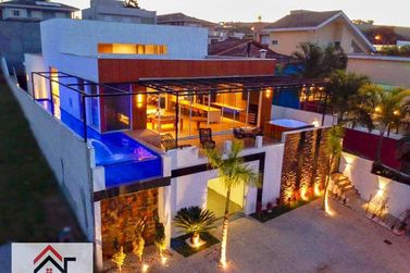Casa &agrave; venda - 700m&sup2; - Condom&iacute;nio Shambala II