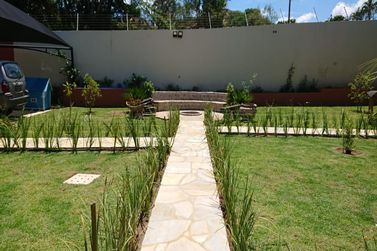 Ch&aacute;cara &agrave; venda - 600m&sup2; - VALE DOS PINHEIROS