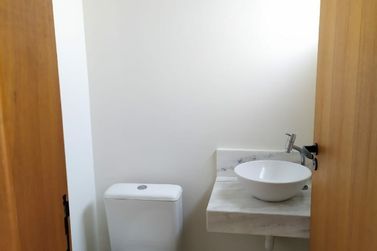 Casa &agrave; venda - 140m&sup2; - CONDOM&Iacute;NIO ATIBAIA PARK I