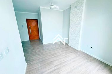 Apartamento para alugar - 60m&sup2; - Jardim do Lago