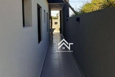 Casa &agrave; venda - 130m&sup2; - Loteamento Vale Das Flores