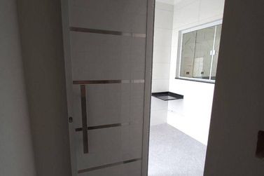Casa &agrave; venda - 98m&sup2; - Nova Cerejeiras