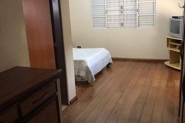 Casa &agrave; venda - 370m&sup2; - Jardim Maristela