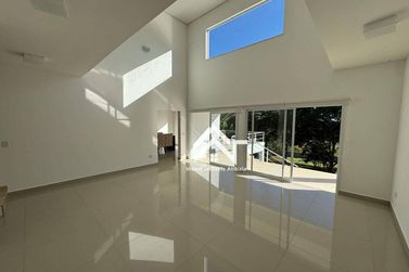 Casa para alugar - 300m&sup2; - Condominio Porto Atibaia