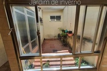 Casa &agrave; venda - CENTRO