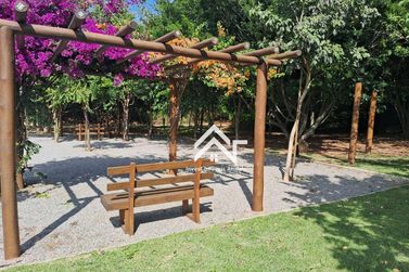 Terreno &agrave; venda - 383m&sup2; - N&uacute;cleo Residencial Jo&atilde;o Corradine